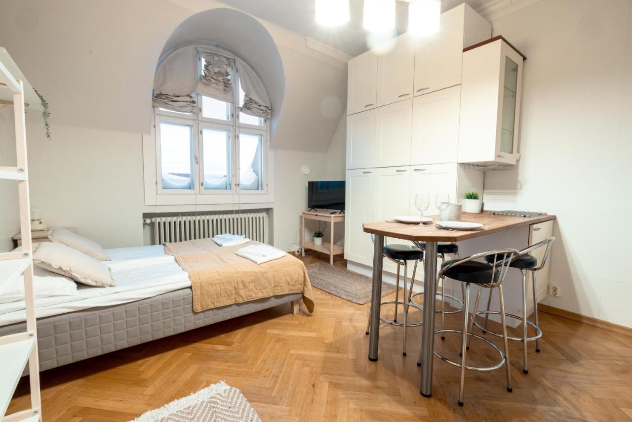 הלסינקי 2Ndhomes Cozy & Compact Top Floor Studio In Erottaja מראה חיצוני תמונה